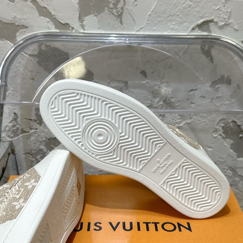 l0vis Vvtt0n trainer sneaker